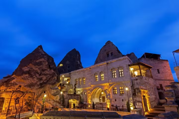 Mithra Cave Hotel