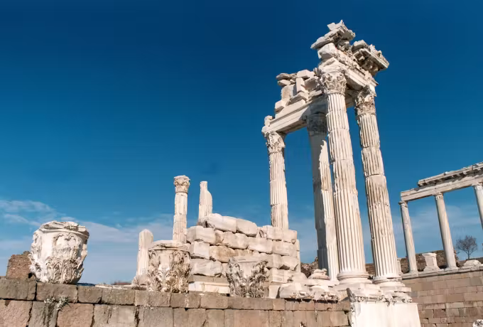 Acanthus-carved head crowning the shafts still upright at the Trajaneum, Pergamon